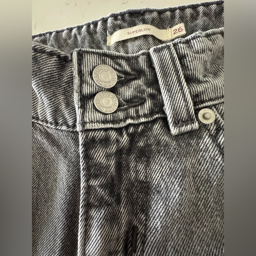Levi's women’s Black and Gray superlow Jeans - Picture 3 of 10